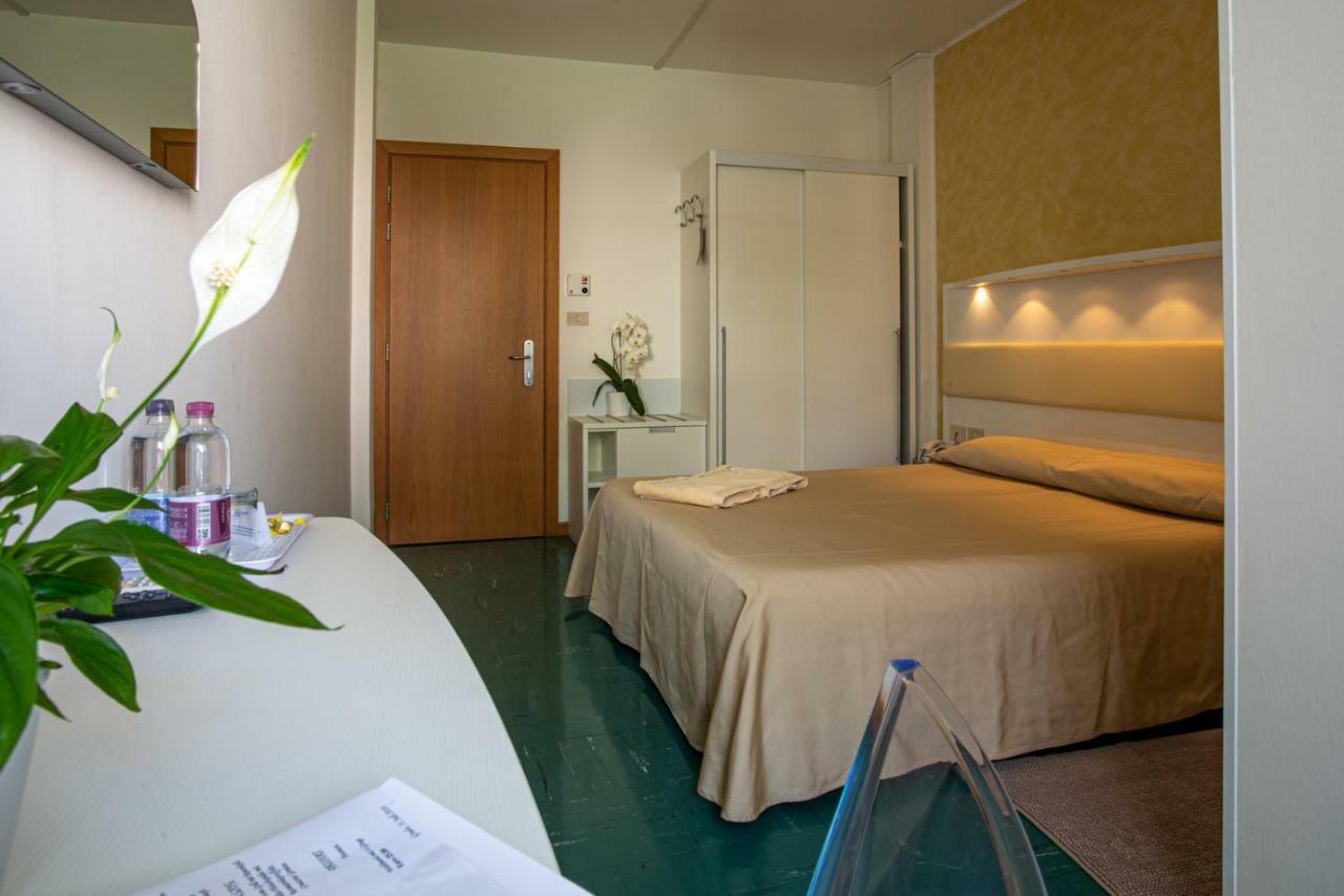 Hotel Mar Del Plata Γκράντο Εξωτερικό φωτογραφία